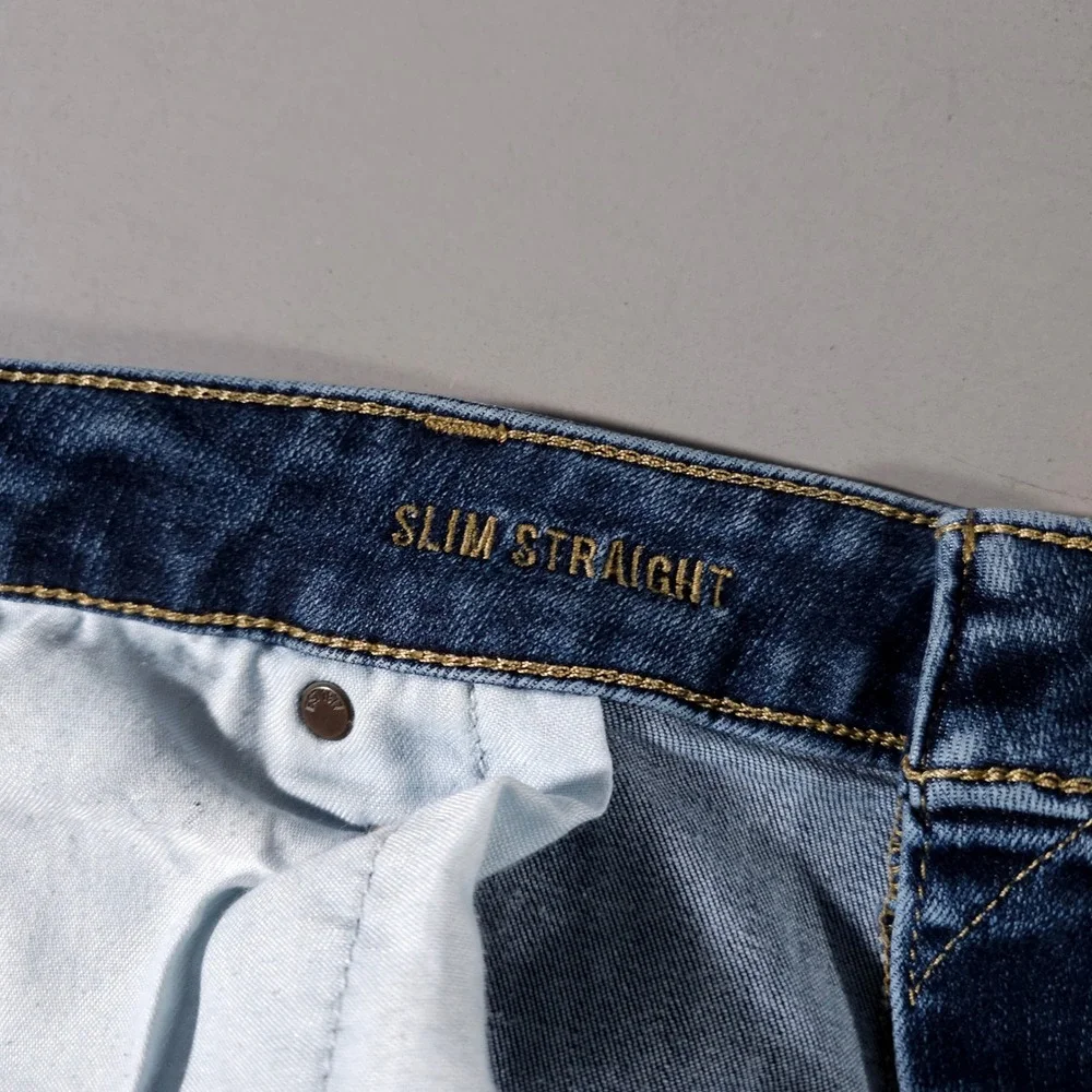 American Eagle Slim Straight Jeans Mens 42x32 Dark Wash Extreme Flex Blue